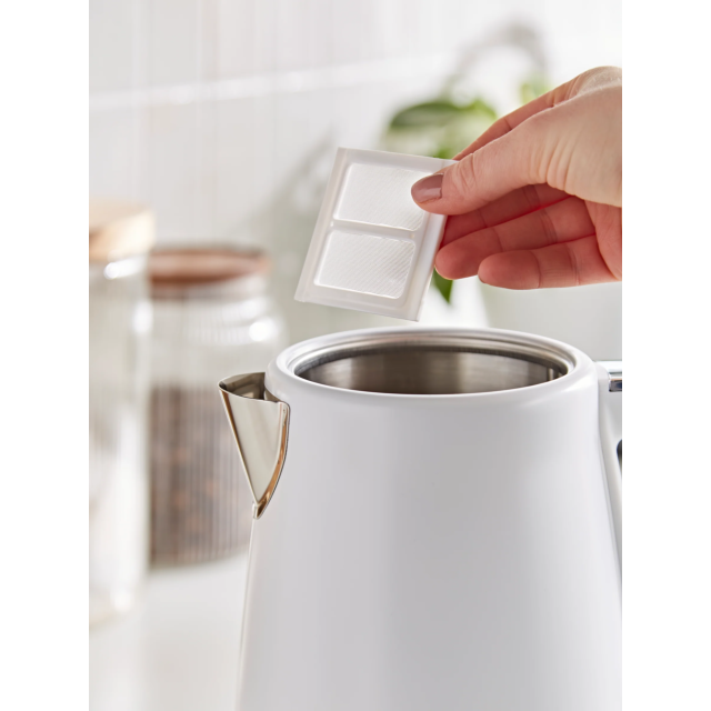 Morphy Richards 400000325 108021 Illumination 1.7L Jug Kettle - White