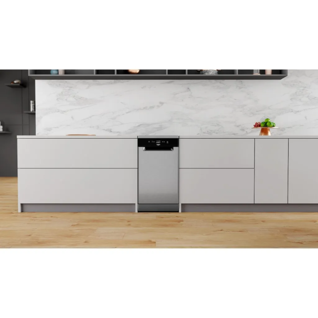 Whirlpool WSFE2B19XUKN Freestanding Slimline Dishwasher - Stainless Steel