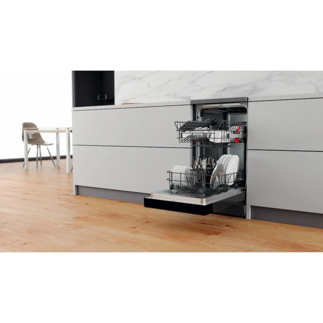 Whirlpool WSFE2B19XUKN Freestanding Slimline Dishwasher - Stainless Steel